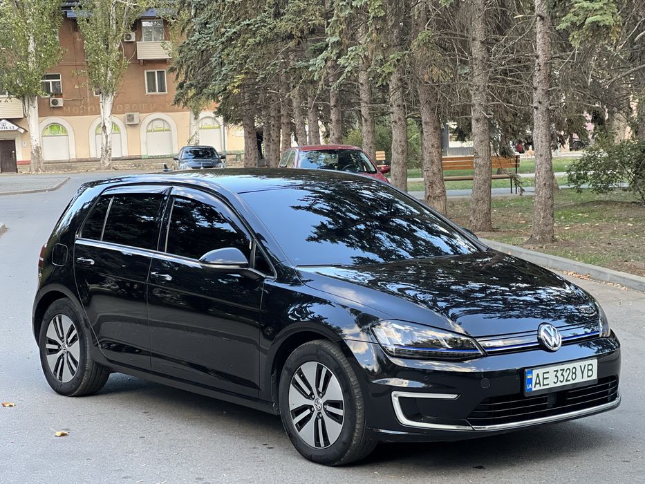 Volkswagen E-Golf 2014 Один владелец