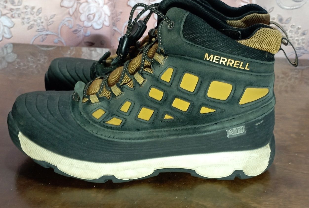 Кросівки Merrell