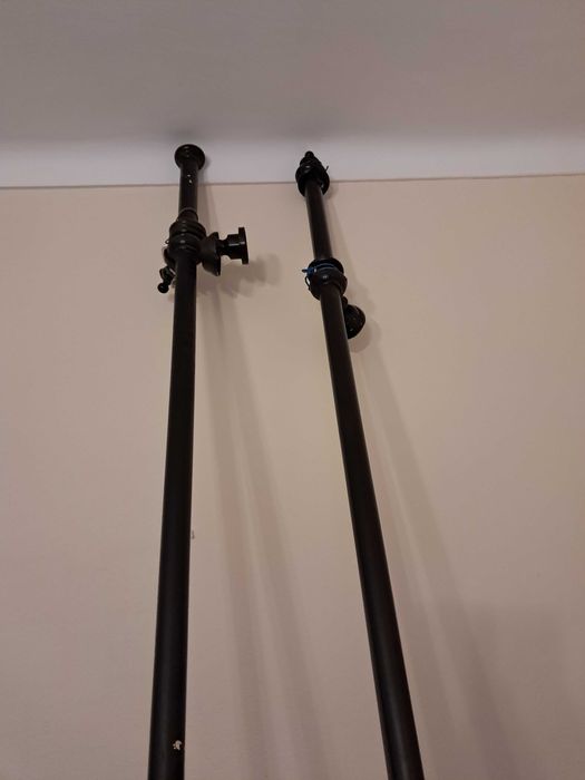 Varões para cortinados