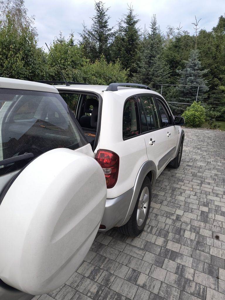 Sprzedam   Toyota RAV4