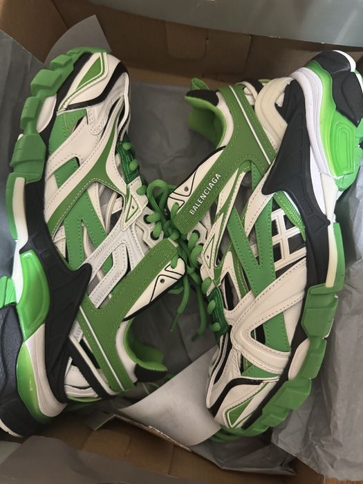 Balenciaga track 2