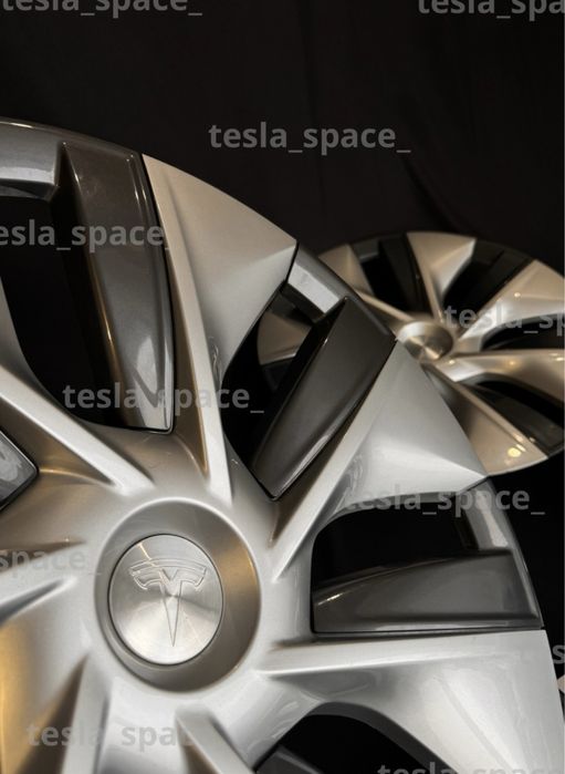 Колпаки 19р оригінал бу Tesla 3/Y