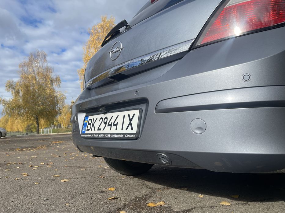 Opel Astra h 1.8 автомат