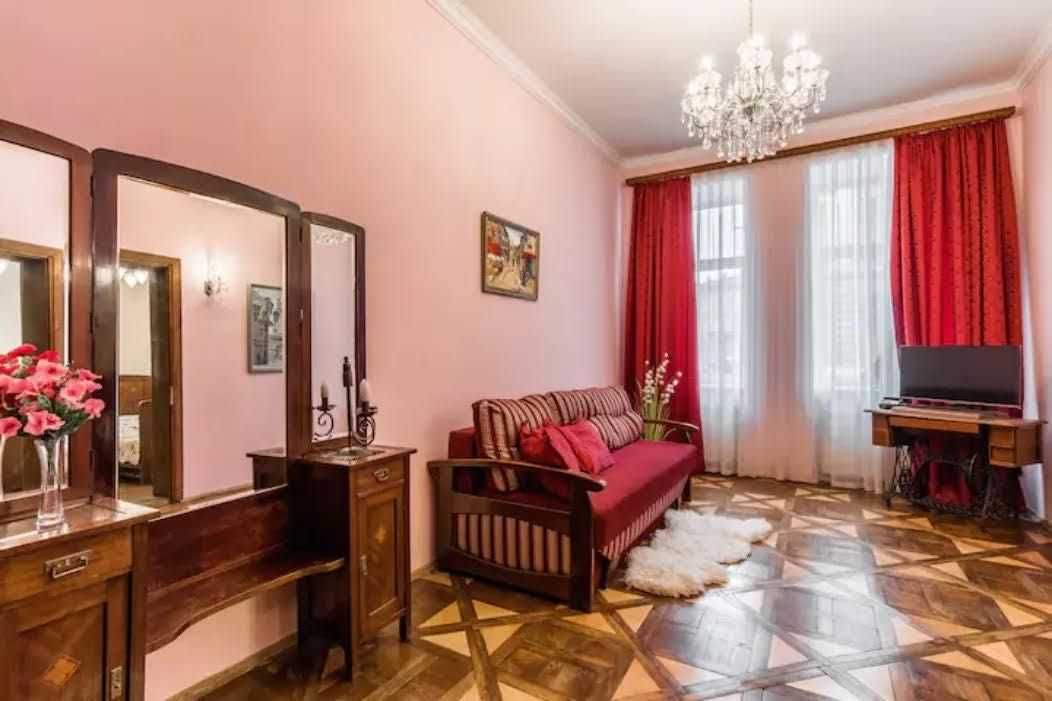 Оренда 2к квартири в Центрі на вул. Котляревського