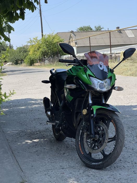 Мотоцыкл Lifan kpr 200