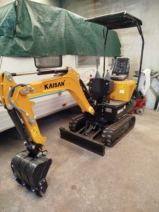 Mini giratória nova