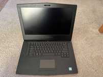 Sprzedam laptop Alienware 15 R3 i5/GTX 1060/16 GB RAM/SSD 250GB+HDD1TB