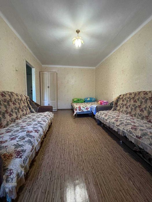 Фасадна квартира в центрі міста