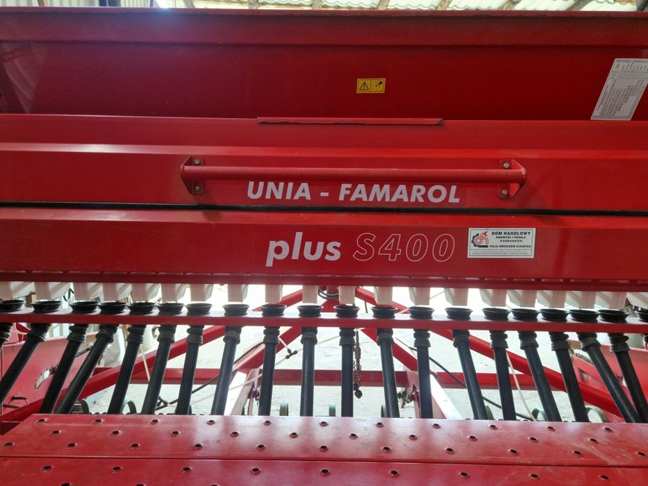 Agregat uprawowo siewny  UNIA-FAMAROL