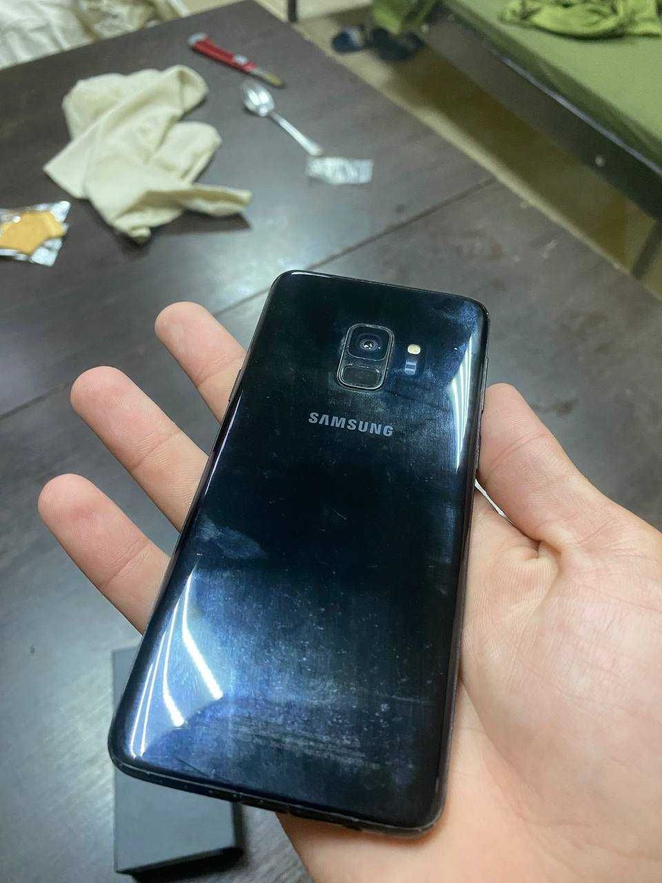 Срочно продам samsung s9