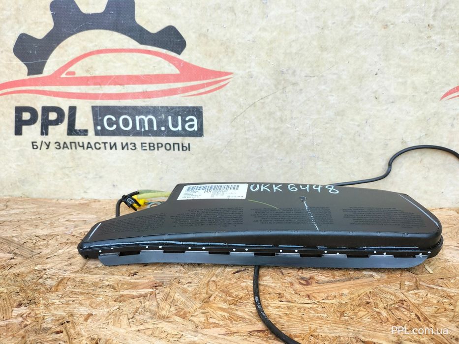 VW Jetta V 05-11 подушка безопасности в сиденье правая 1K4880242D