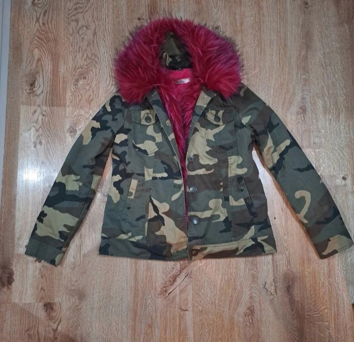 Ocieplana kurtka moro z różowym futerkiem K. Zell