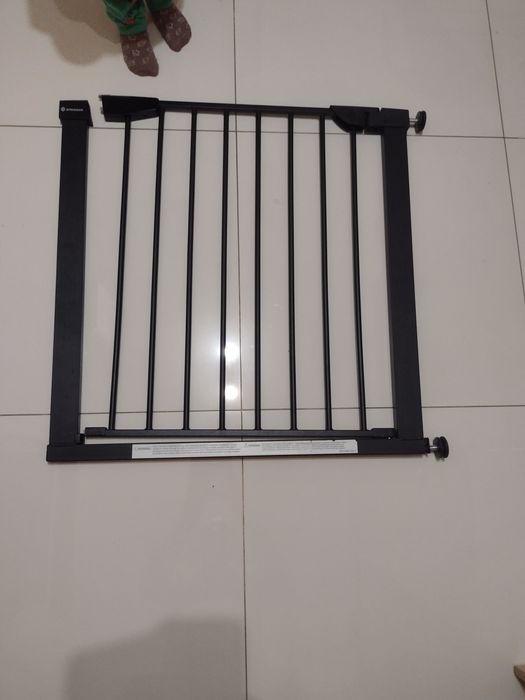 Bramka zabezpieczająca bramka ochronna na schody drzwi 70cm-80cm