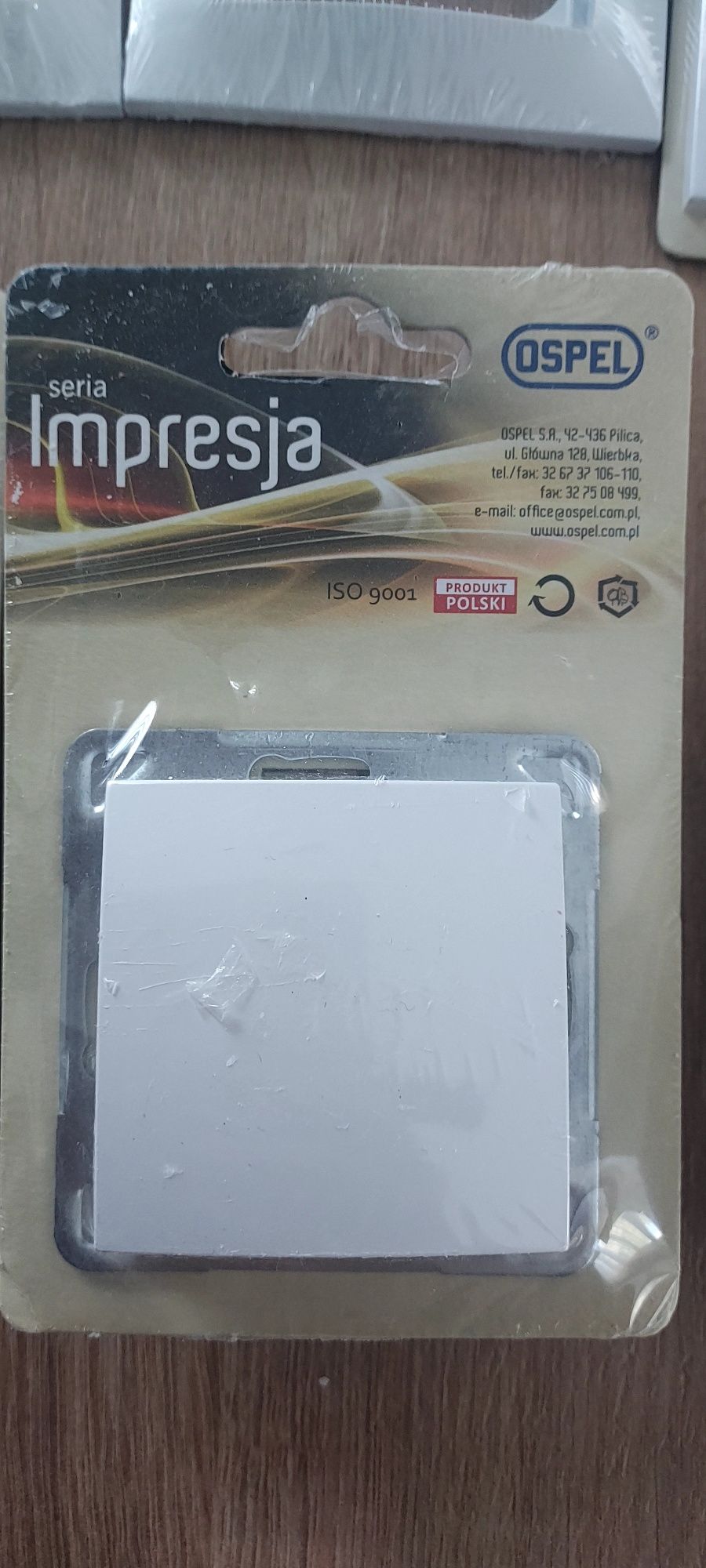 Zestaw gniazdo, łącznik, ramki Impresja