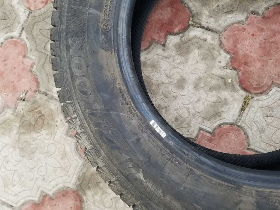 Hankook Winter I*cept iZ2 W616 (215/65R17 99T)