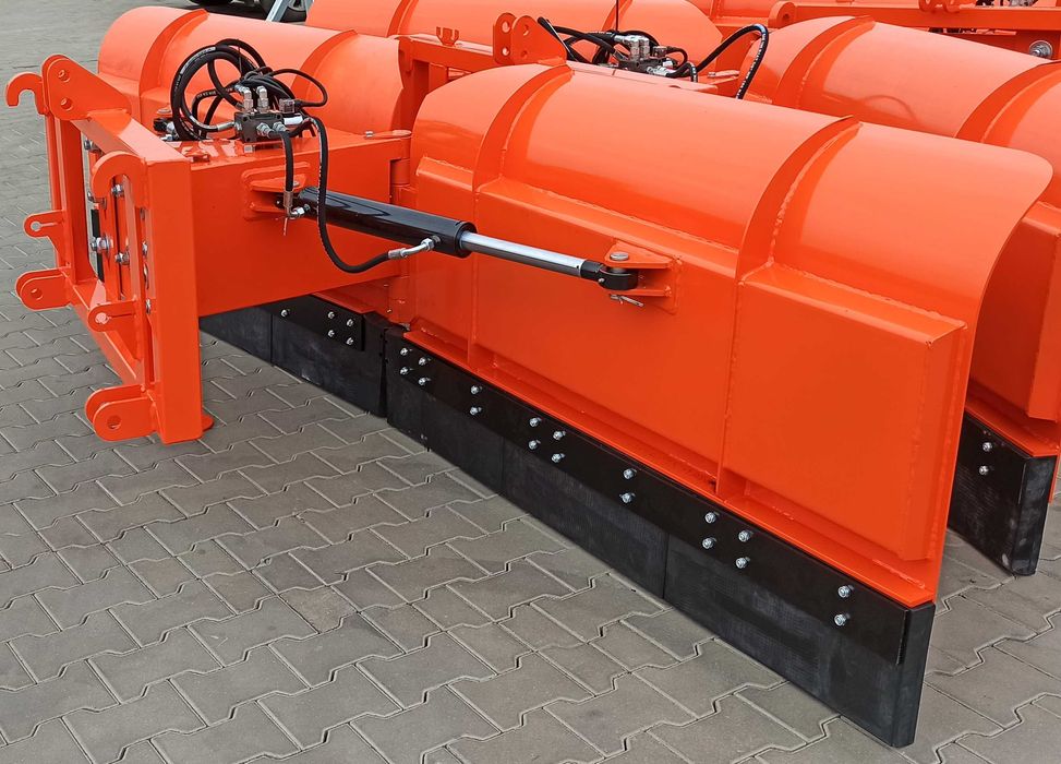 Mocny pług do śniegu do tura tuz strzałka Metal Technik dostawa Gratis