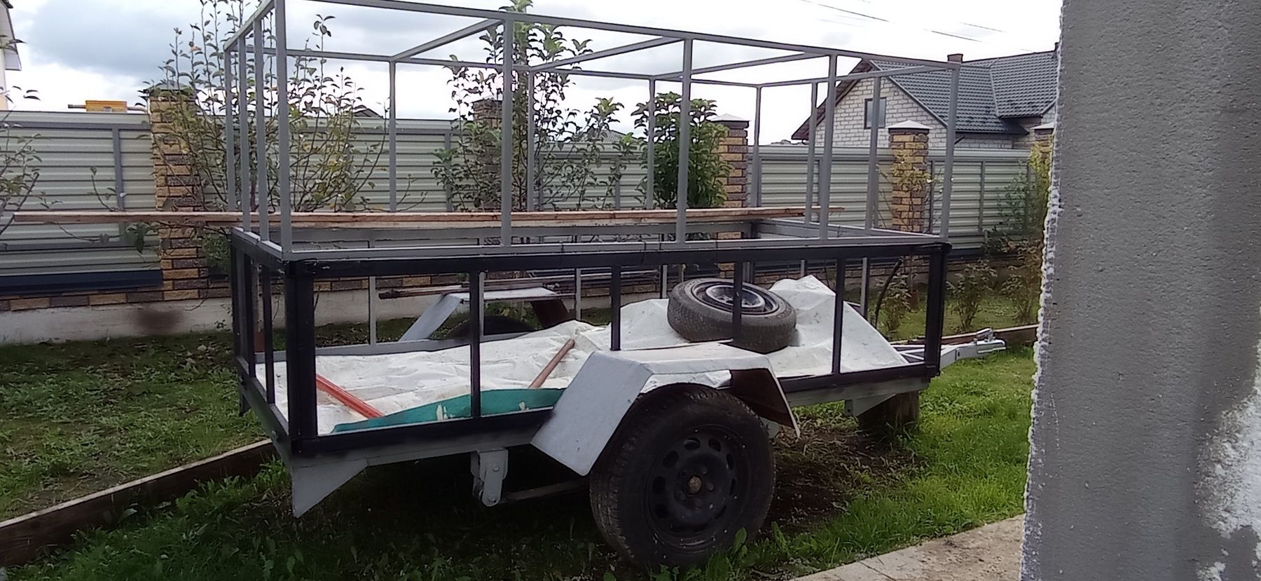 Прицеп до авто з документами