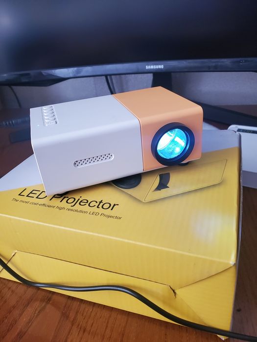 Led projector USB