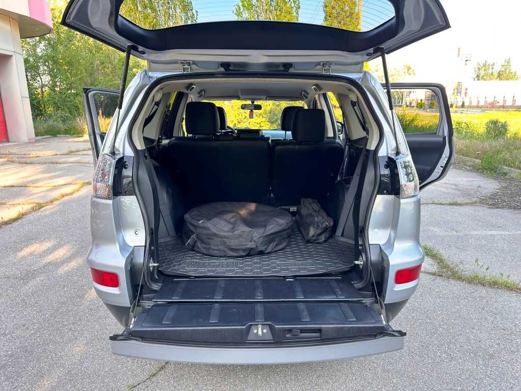 Mitsubishi Outlander AWD