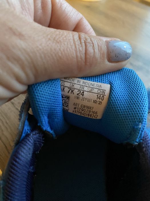 Buty Adidas r. 24