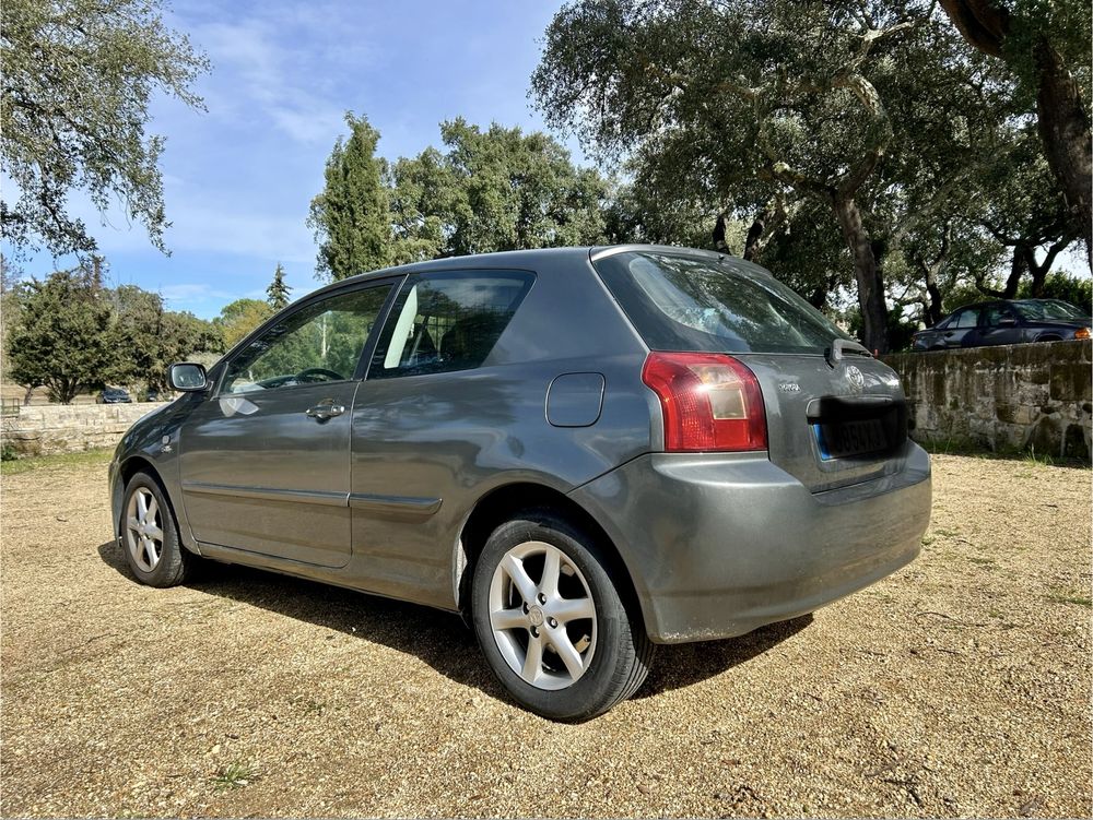 Toyta Corolla 2.0 D-4D comercial