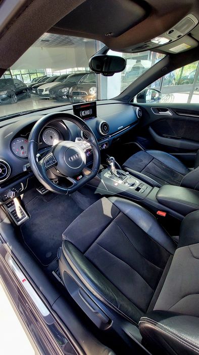 Audi S3 Quattro Sportback 2.0 TFSI 300CV S-Tronic / Panorâmico