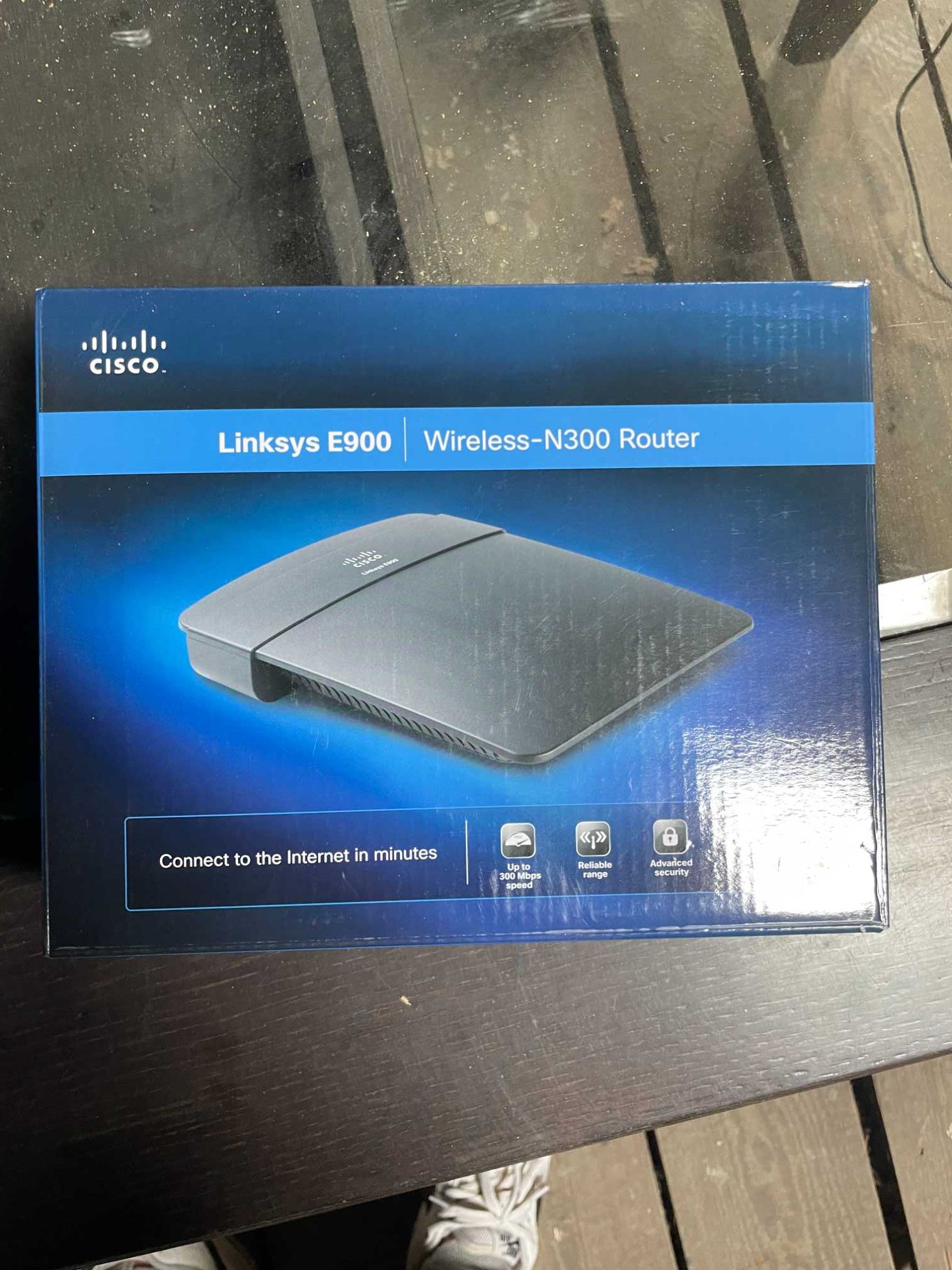 Router Linksys E900