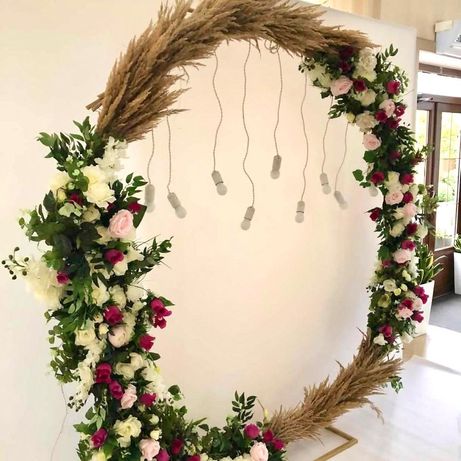 Фотозона президіум арка весільний декор оформлення