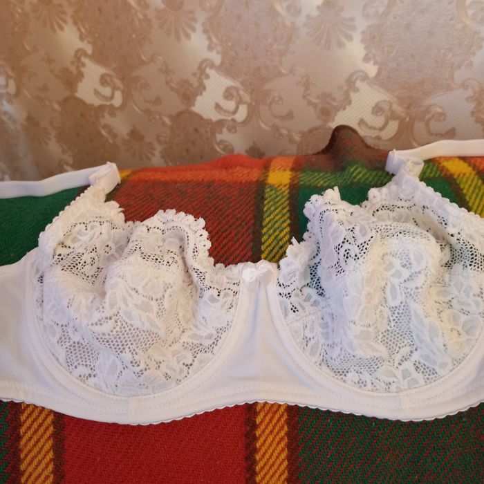 Продам бюстгальтер