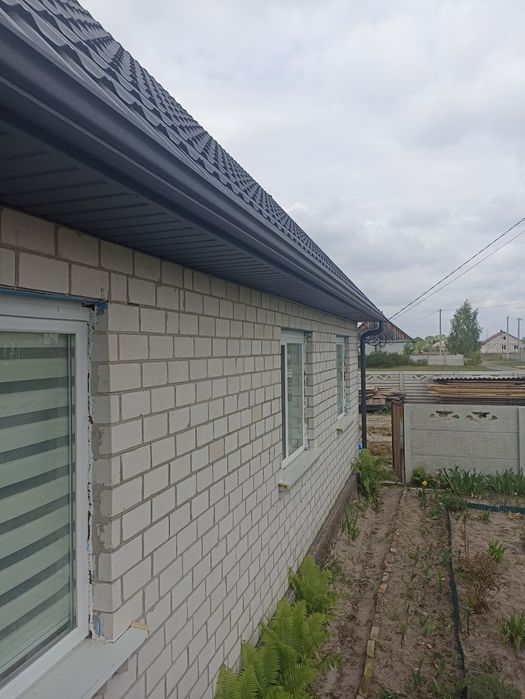 Металеві безшовні водостічні системи(ринви)