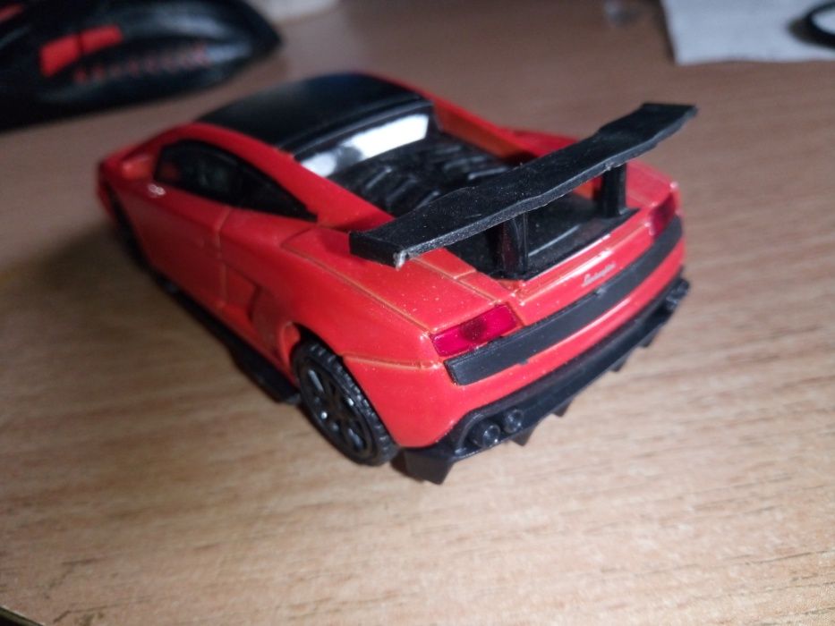 Модель 1:43 Lamborghini Gallardo