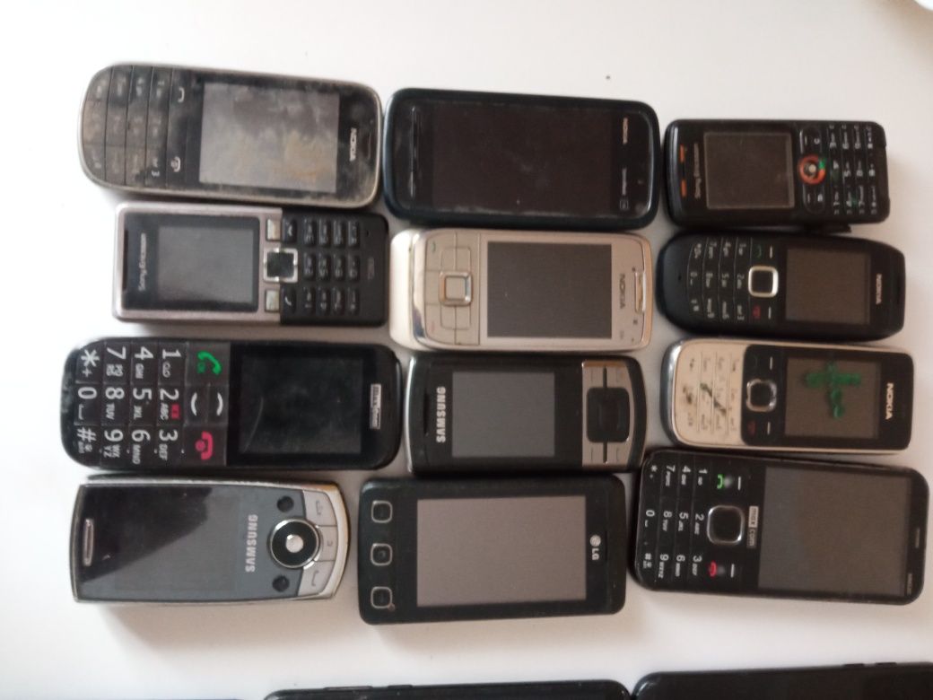 Telefony komórkowe