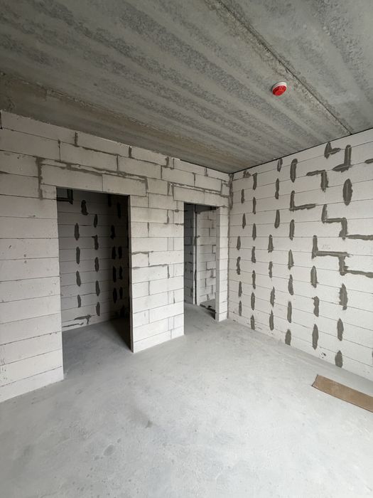 Продаж 2к квартири з терасою