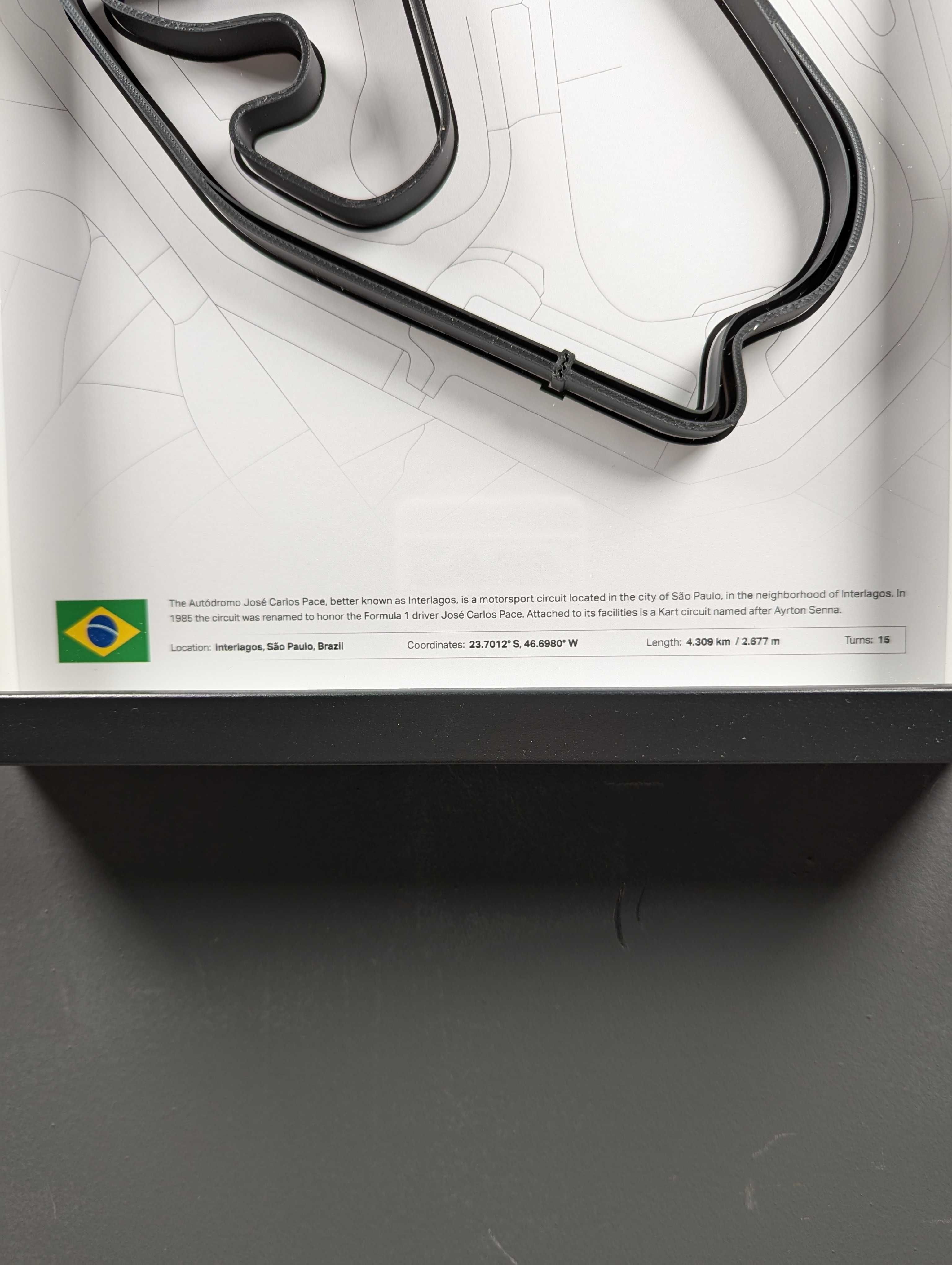 Обємна Рамка з 3D Трасою Interlagos Інтерлагос 32x23x3 F1 Бразилія GP