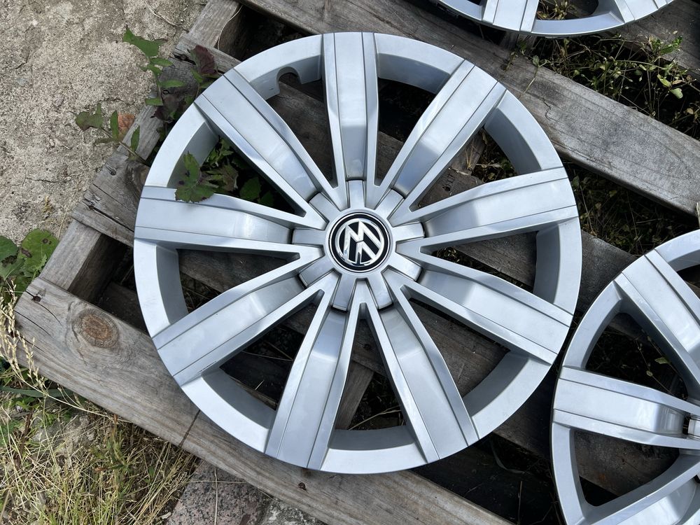 Komplet oryginalnych kołpaków VOLKSWAGEN o średnicy 17"
