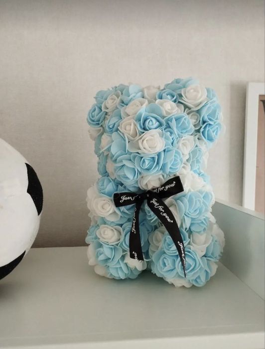 Подарунок дівчині сюрприз рожевий ведмедик з троянд