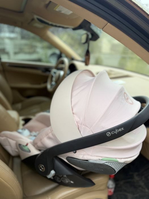 Автокрісло Cybex Cloud T Pech Pink рожеве автокресло авто кресло