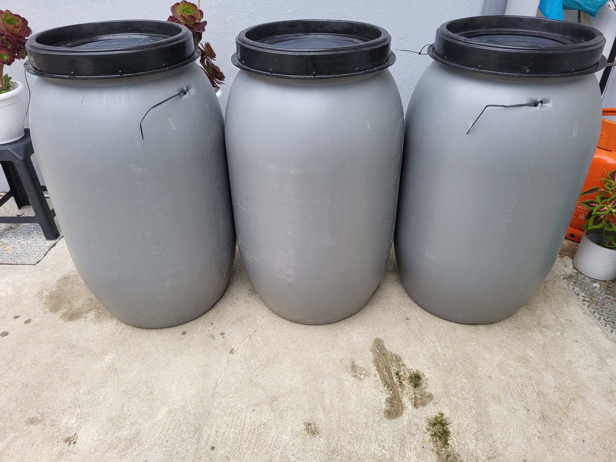 Bidões Novos (240L)