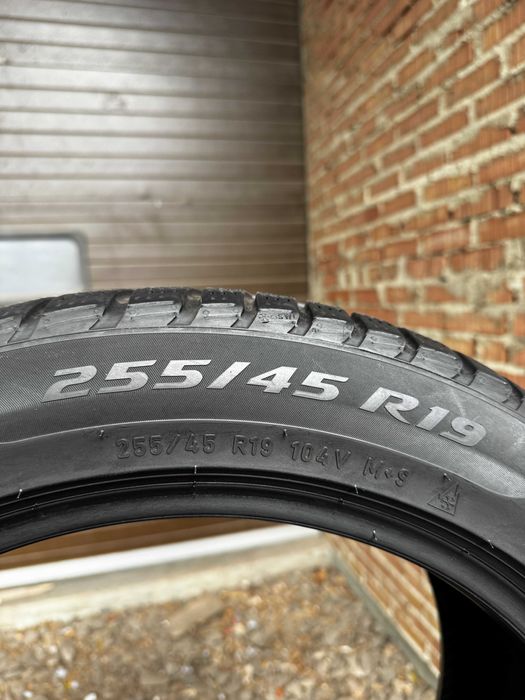 255/45 R19 PIRELLI WINTER SOTTOZERO 3 Велика Наявність Шин!Склад235/55