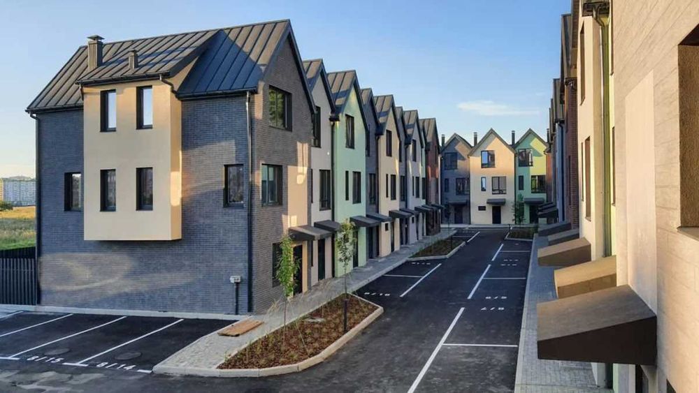 Таунхаус, 3пов. Без ремонту. Крюківщина, Бучанський район