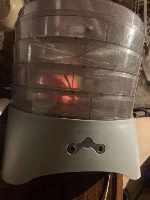 Електросушарка для фруктів, овочів Zelmer