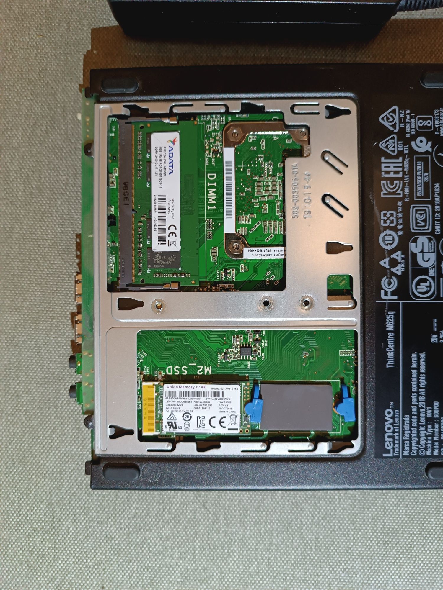 Системник неттоп Lenovo M625q AMD E2 9000 1,5GHz 4Gb DDR4 32Gb SSD