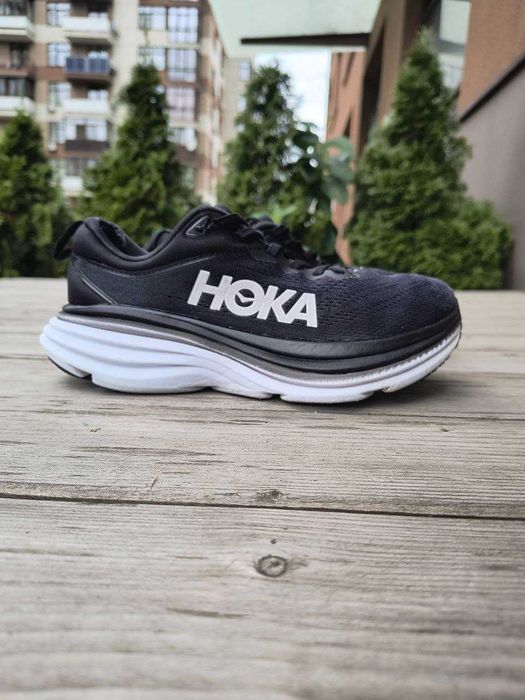 Кросівки Hoka. Кросівки 39 розмір. Кросівки для тренувань. Кросівки