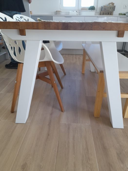 Mesa jantar  quase nova