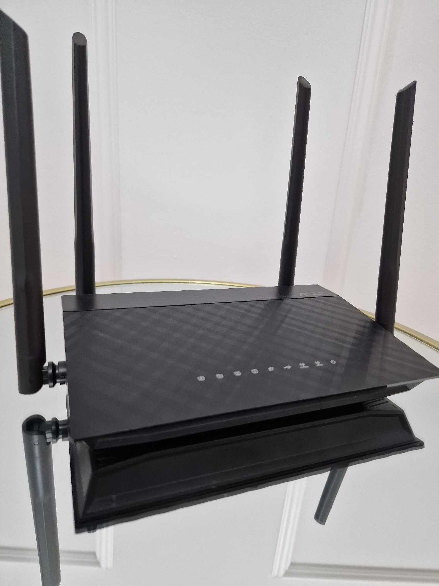 Router ASUS RT-AC1200