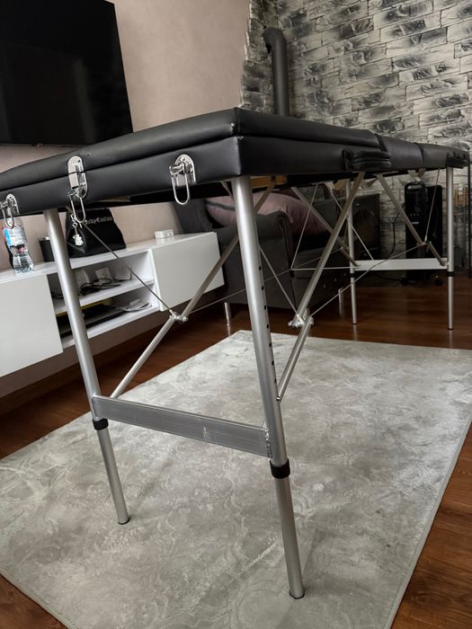 Łóżko kosmetyczne czarne do pracy stylistki