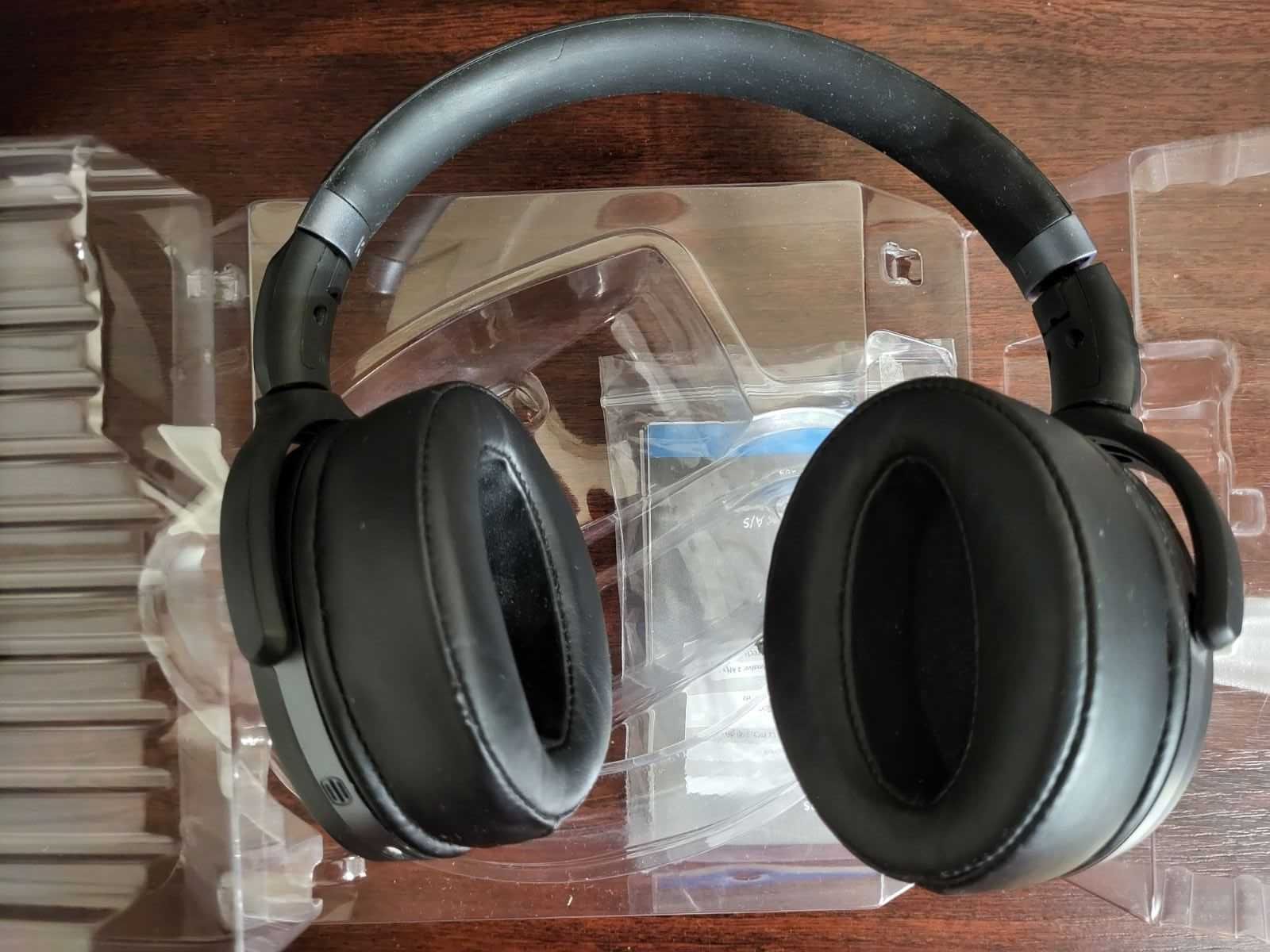 Навушники Sennheiser HD 4.40 BT Black