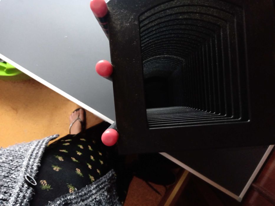 Porta CDs em bom estado