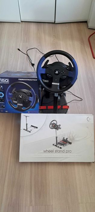 Thrumaster T150 + stojak wheel stand pro