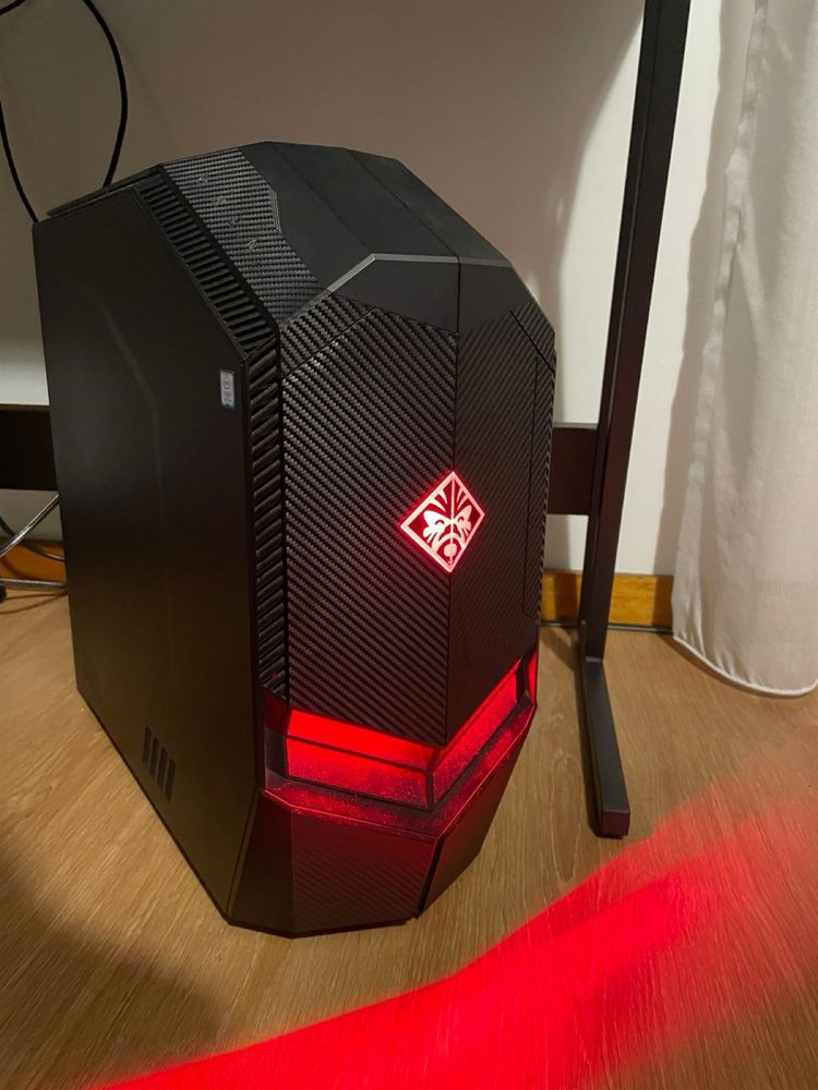 Dekstop Gaming Omen HP